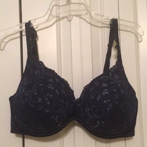 Navy lace padded plunge bra by cacique